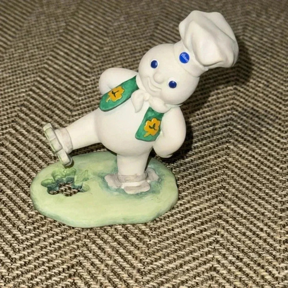 VTG 1997 Danbury Mint/Pillsbury Doughboy
Collection Ceramic Figurine MARCH - Picture 1 of 6